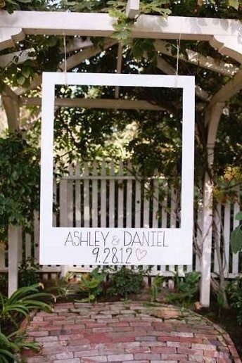 5 Fun Photography Ideas You Can Diy For Your Wedding Day 4 Create Your Own Photo Booth Part Ii Or Alternatively Ask Guests To Get Involved And Hold Up Props The Illusion Of A Frame